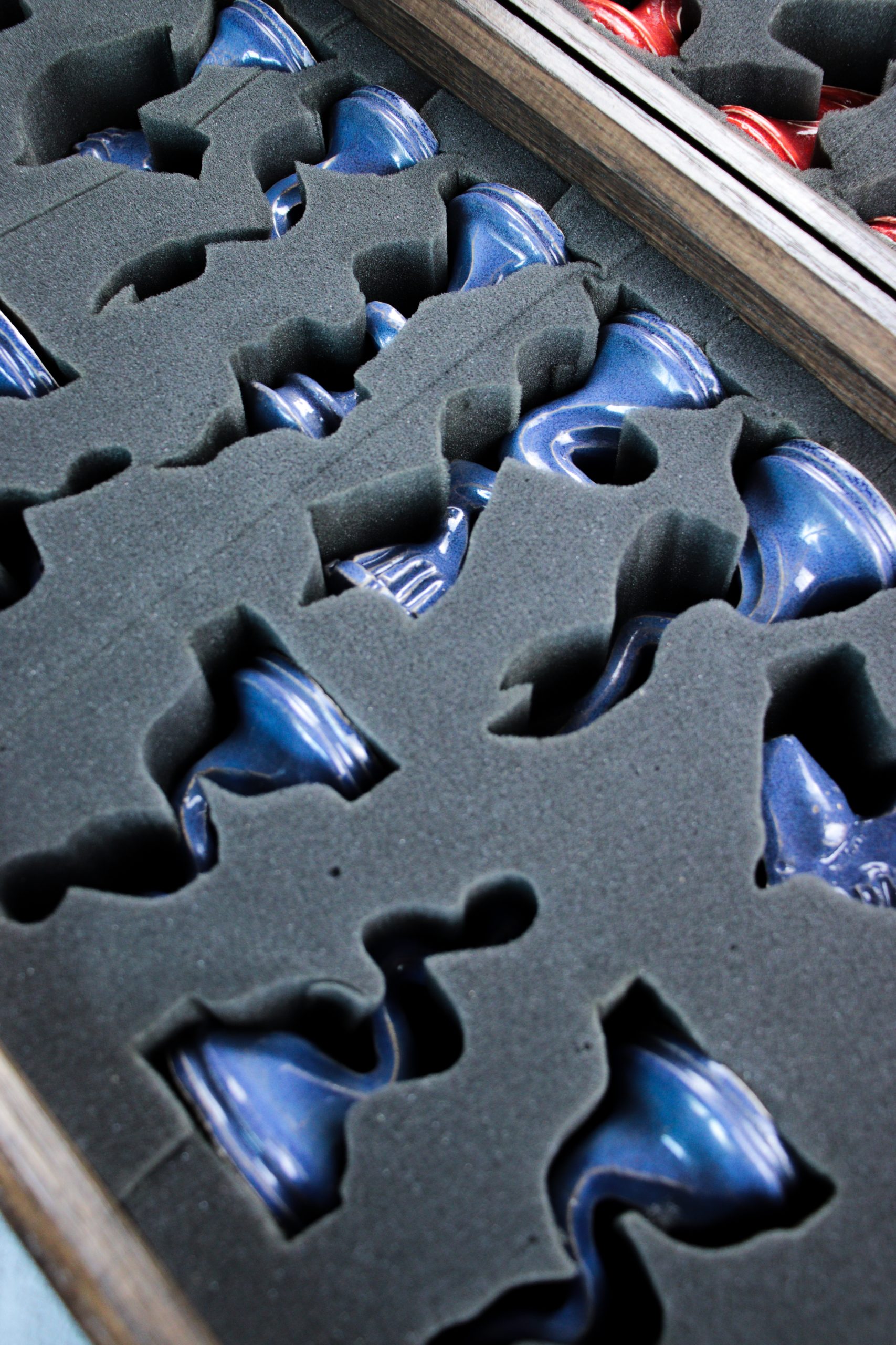 Jeu d'Échecs Rouge et Violet – Image 4