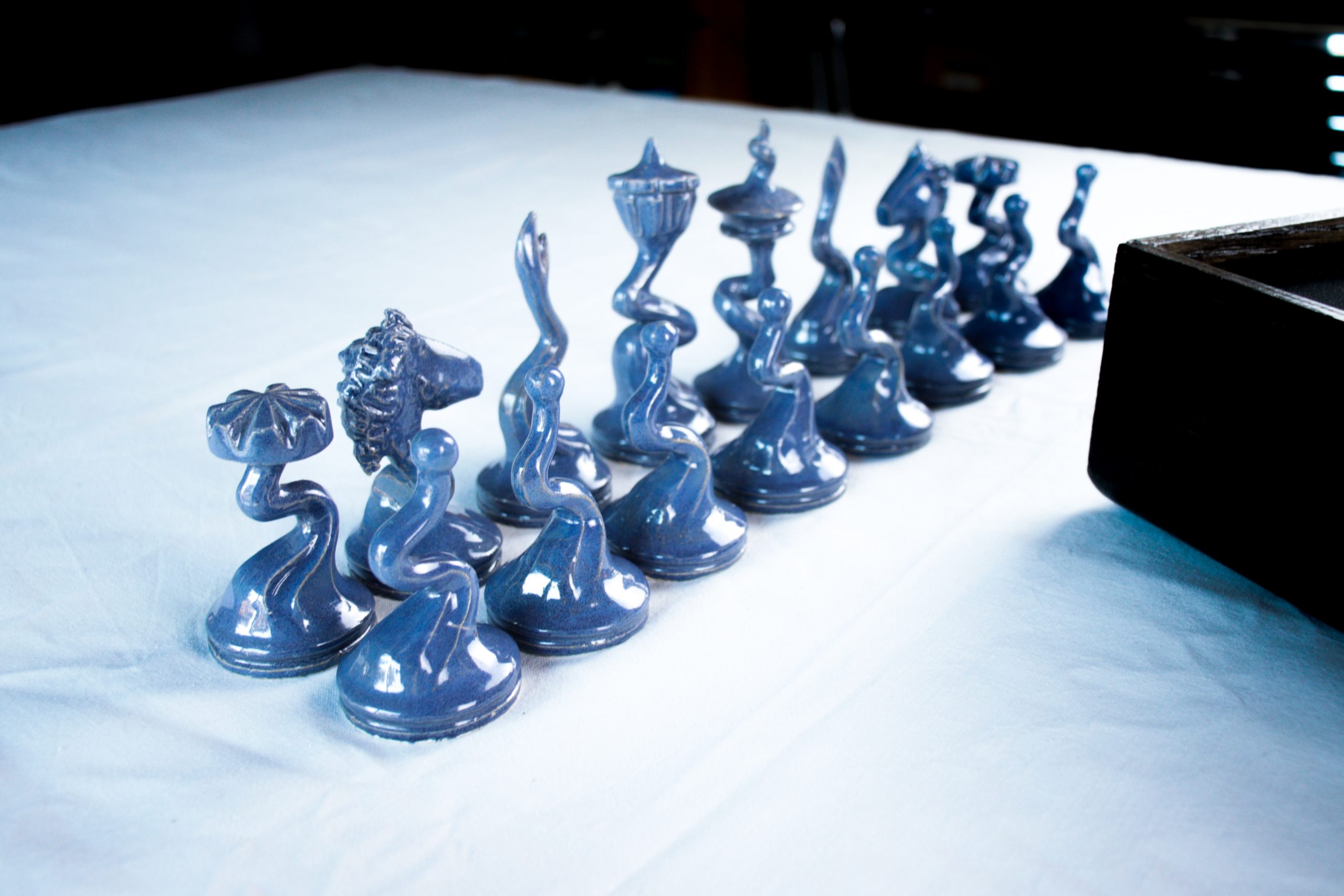 Jeu d'Échecs Rouge et Violet – Image 6