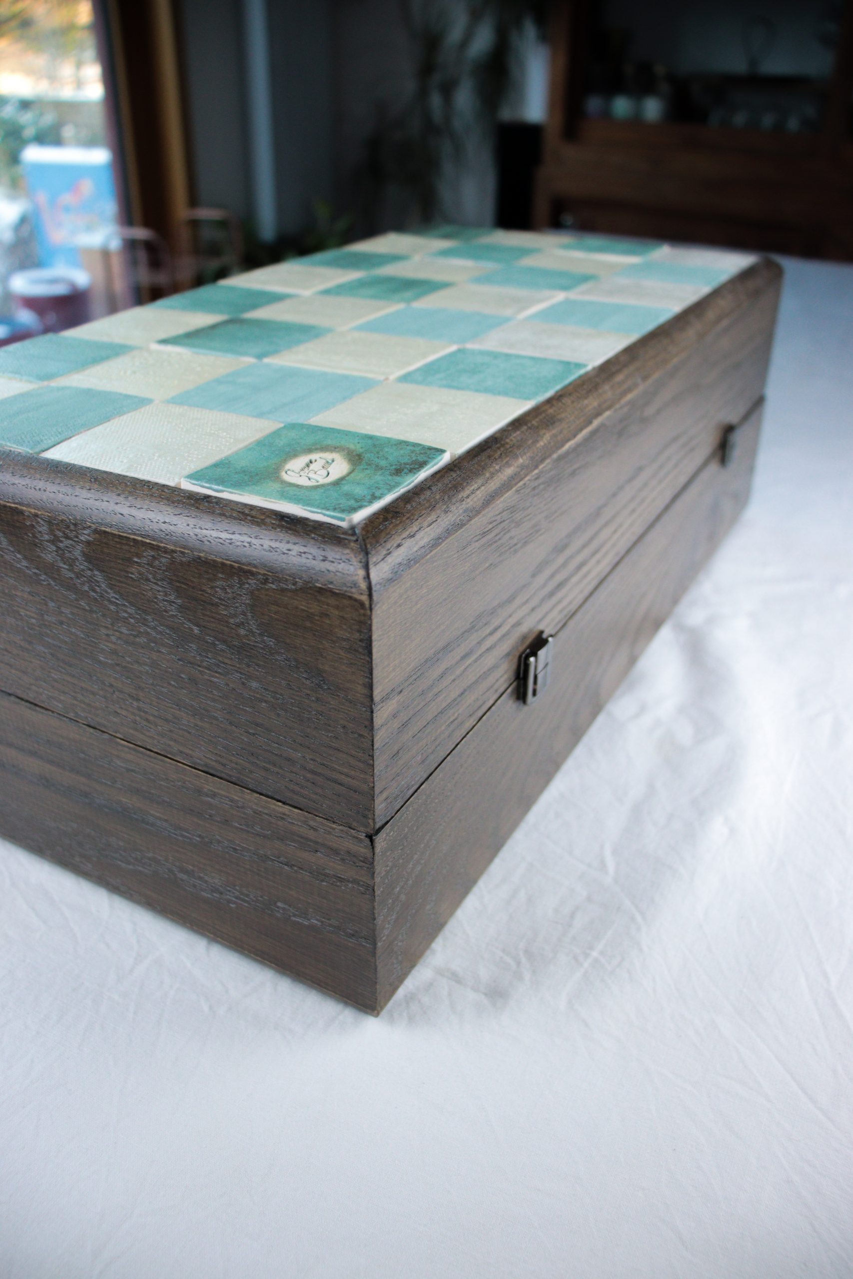 Jeu d'Échecs Vert-Argent et Jaune – Image 3